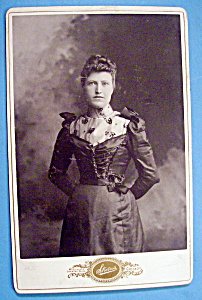 Picture Perfect - Cabinet Photo Of A Victorian Woman