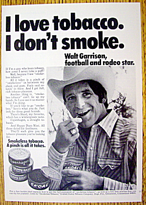 1974 Smokeless Tobacco With Football's Walt Garrison