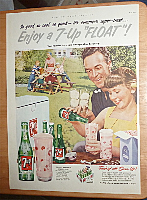 1953 7 Up (Seven Up) With A Girl Making A 7 Up Float