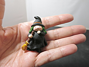 Vintage Witch Resin Pin 1980s Fun World Div. By S. Lehman