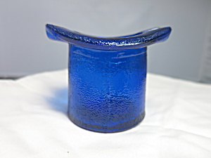 Antique Cobalt Blue Top Hat Ashtray Chip On Cigarette Rest