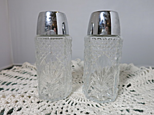 Vintage France Glass Salt & Pepper Shakers W Silver Plastic Lids