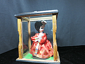 Geisha Girl Doll In Display Case Cloth Painted Face