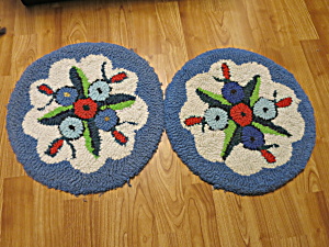 Vintage Round Hooked Rug Seat Chair Cover Floral Pattern Set Of 2