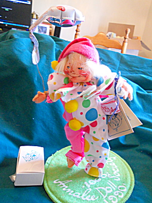 Annalee Party Clown Doll Society 1990 Pin Set