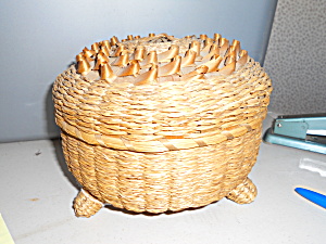 Woven Footed Basket With Cover