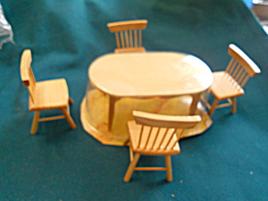 Dollhouse Table And Chairs Wood 5 Pc Set