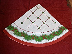 Vintage Christmas Tablecloth Cotton Holly Berry Spruce 68 Inch