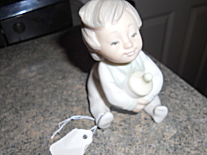 Lladro Baby Figurine With Bottle Diasa 1991