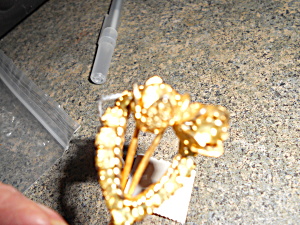 Rhinestone Heart Flower Bouquet Gold Filigree