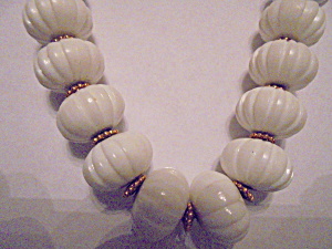 Monet Necklace White Bead Gold Tone