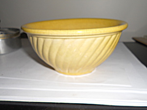 Yellow Ware Mixing Bowl 5 1/2 Inch
