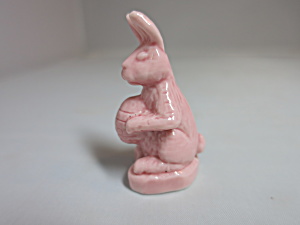 Bunny Rabbit Wade England Figurine Calendar Series, Pink