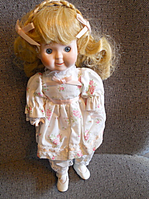 Porcelain Girl Doll Resembles Dolly Dingle