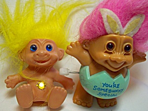 Troll Necklace And Bunny Wind Up Egg Troll