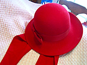 Vintage Red Wool Hat With Tie Scarf