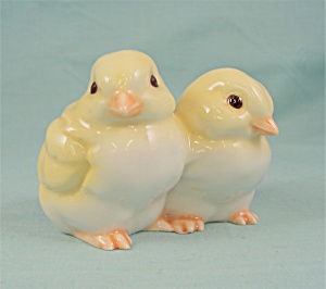 Avian Seagull By Enesco Porcelain Chick Pair