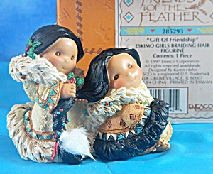Enesco Friends Of A Feather 'gift Of Friendship' Eskimo
