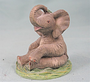 Lenox Porcelain Tiny Miniature Sitting Elephant