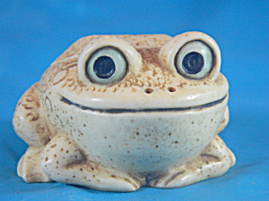Harmony Ball Pot Bellys Lillie The Frog