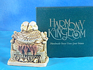 Harmony Kingdom Treasure Jests Beak To Beak Chickens