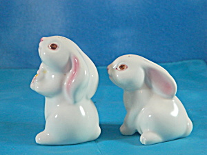 Avon Porcelaineaster Bunny Salt And Pepper Shakers