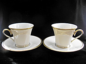 Elegant Lenox Eternal Cups & Saucers- Pr