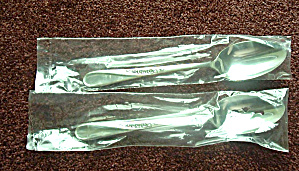New Old 1956 Wm Rogers Sons Spring Flower Large Spoons