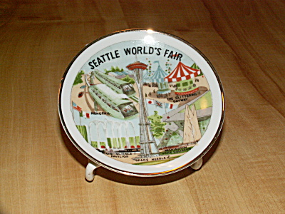 1962 Seattle Worlds Fair Souvenir China Dish Space Needle Monorail