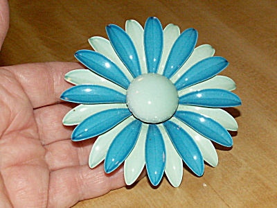 1960s Vtg Mid Century Modern Flower Daisy Pin Enamel On Metal Blue