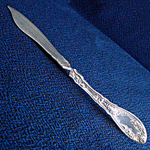 La Concorde 1910 Rogers Oneida Twist Handle Master Butter Knife