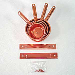 1960s Pink Aluminum Measuring Cups Set With Wall Hangers