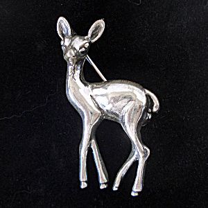 Beaucraft Sterling Silver Fawn Deer Brooch Pin