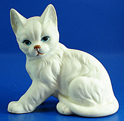 Enesco Ceramic Sitting Cat