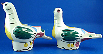 Cleminsons Pottery Pigeon Shaker Set