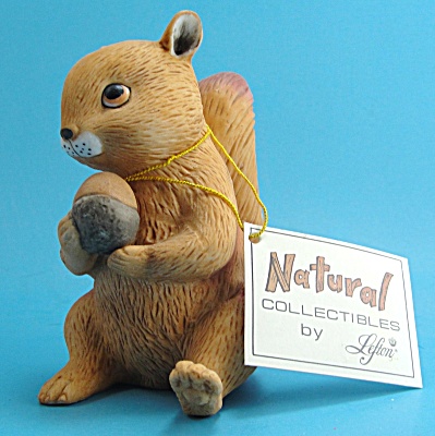 1986 Lefton Ceramic Squirrel