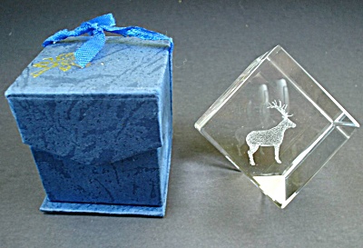 3d Deer Crystal Paperweight