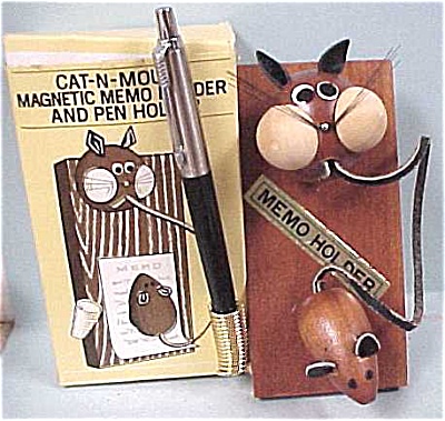 Wood Cat & Mouse Note Holder