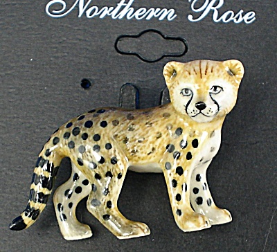 Northern Rose Porcelain Baby Cheetah Pin