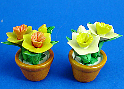 Dollhouse Miniature Flowers In Clay Pot