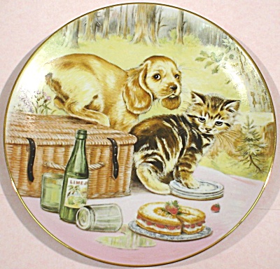 Royal Worcester Cooper Plate Picnic Prowlers
