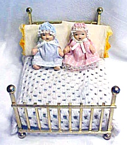 Doll House Brass Bed Four Poster + Bedding & Dolls