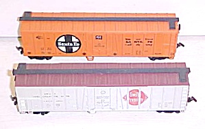 Train Cars Ho Scale Santa Fe & Swift (2) Box Cars