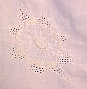 Table Cloth Floral Embroidered Linen Lacetrim