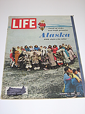 Life Magazine October 1 1965 Alaska 49th State & W Mays