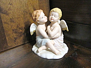 Angel Figurine Kissing Angels #8838