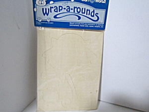 Vintage Wood Press-out Wrap-a-rounds Cat