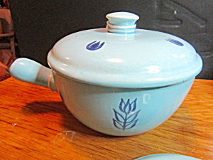 Vintage Cronin Pottery Blue Tulip French Cassorole Dish