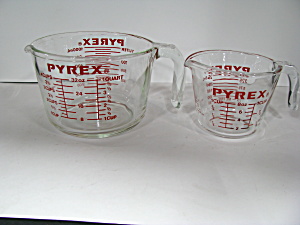 Pyrex Measuring Cup Set 4 Cup And 2 Cup