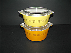 Vintage Pyrex Town And Country 472,473 Casserole Dishes